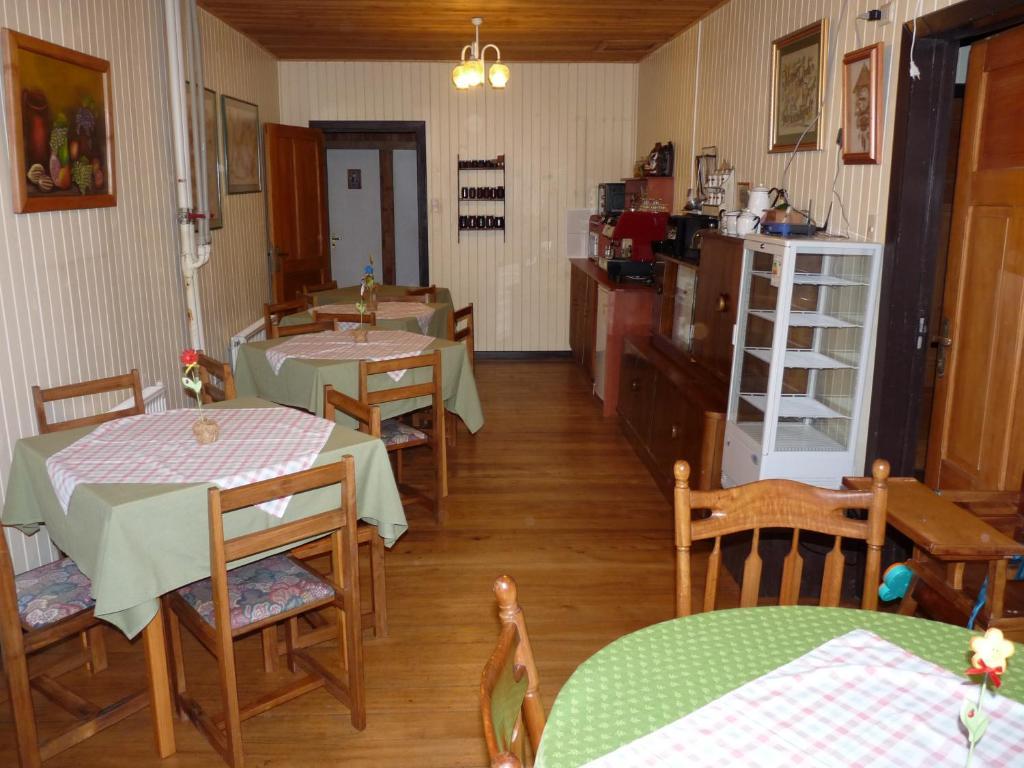 Hostal Opapa Juan Puerto Varas Exterior foto