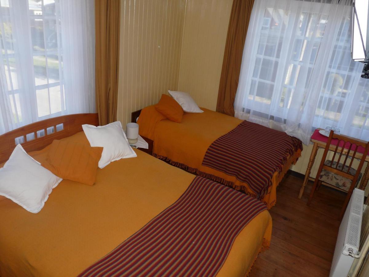 Hostal Opapa Juan Puerto Varas Quarto foto
